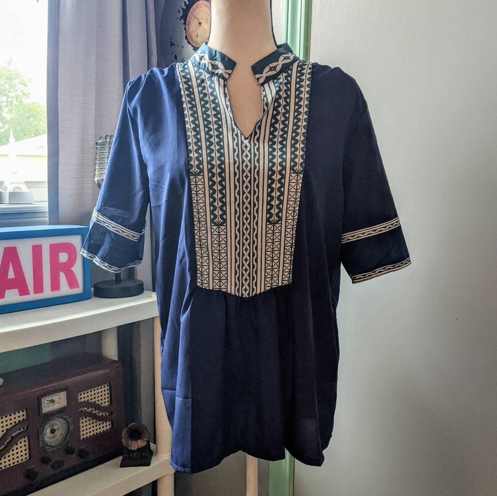 NEW Navy contrast trim notched collar tunic - Picture 2 of 6